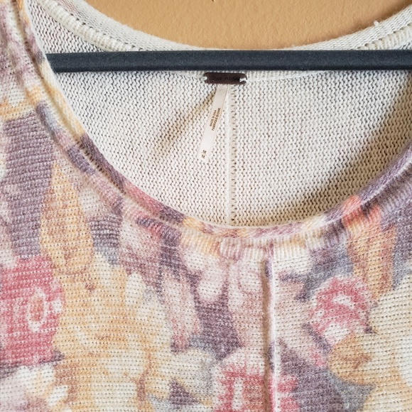 Free People Sweater - Picture 3 of 4